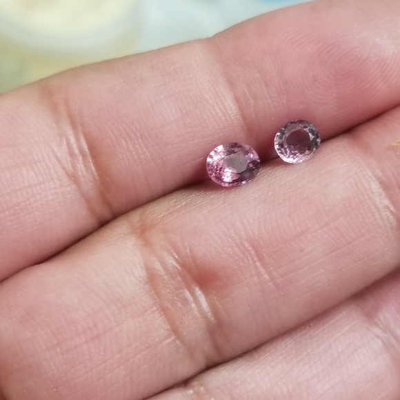 light violet purple pink  spinel under .50 carats - Picture 11 of 16